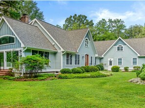 Exterior - Minutes from Downtown Easton and St. Michaels | Pool (Easton)