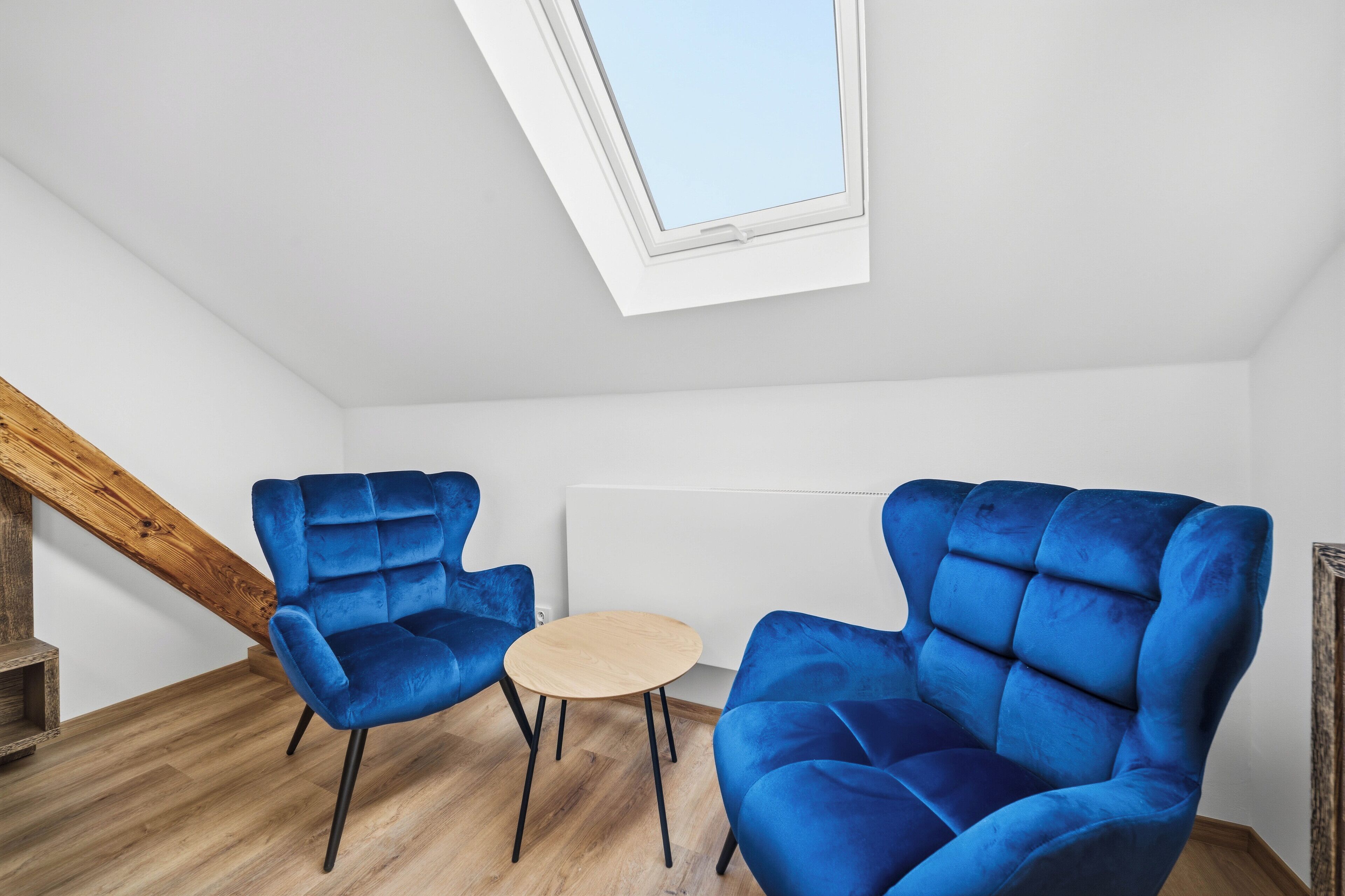 Rom – deluxe | Skrivebord, lydisolert og wi-fi (inkludert)