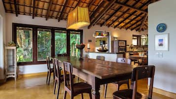 32-inch Smart TV with cable channels