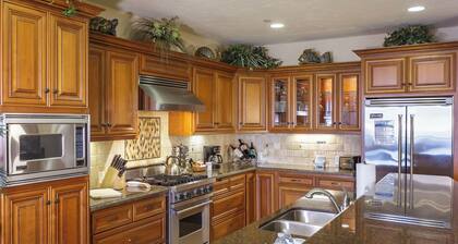 Luxurious Valentina Suites Penthouse in Pismo Beach