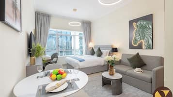 Apartament de luxe, vistes al llac | 1 dormitori, espai de treball apte per a portàtils i wifi gratuïta
