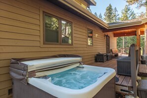 Terrace/patio - Whispering Winds- Hot Tub (Dorrington)