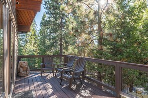 Property grounds - Whispering Winds- Hot Tub (Dorrington)