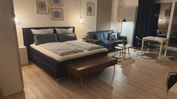 1 Schlafzimmer, Schreibtisch, Bügeleisen/Bügelbrett, kostenloses WLAN