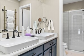 Haartrockner, Handtücher