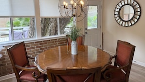 Unclassified image, 3 of 17, button - Pet Friendly Cottage Near Beach & Pier Village (Saint Simons Island)
