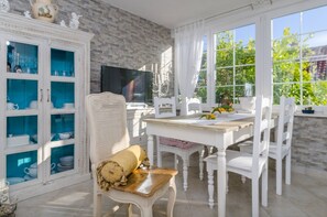 Dining - Great One-Bedroom Apartment in the quiet oasis (Orebic)