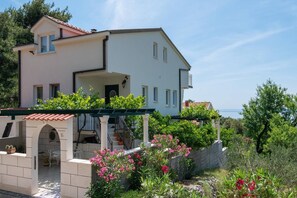 Exterior - Great Apartment with Sea View (Orebic)