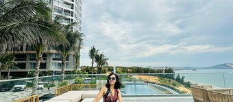 Stylish Seaview Condo in Mui Ne – 1BR, Walk to Beach, Pool Access - Apec Mui Ne