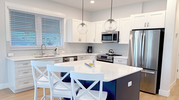 Private kitchen - Vibrant Pool Home, Short Walk to Beach: 126 Gulf Island Dr. (Fort Myers Beach)