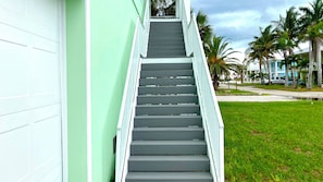 Property grounds - Vibrant Pool Home, Short Walk to Beach: 126 Gulf Island Dr. (Fort Myers Beach)