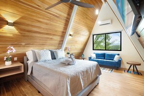 2 makuuhuonetta, tallelokero huoneessa, työpöytä, ilmainen Wi-Fi