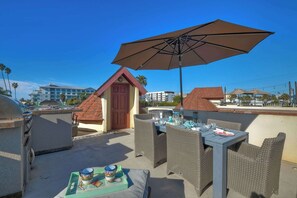 Condo, Multiple Beds, Patio, Ocean View (South Pacific) | Outdoor dining