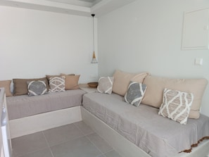 Apartment | 6 bedrooms, desk - Lemonia Suites With Outdoor BBQ Area (Naxos)