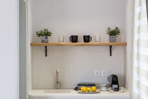 Suite | 6 bedrooms, desk - Lemonia Suites With Outdoor BBQ Area (Naxos)