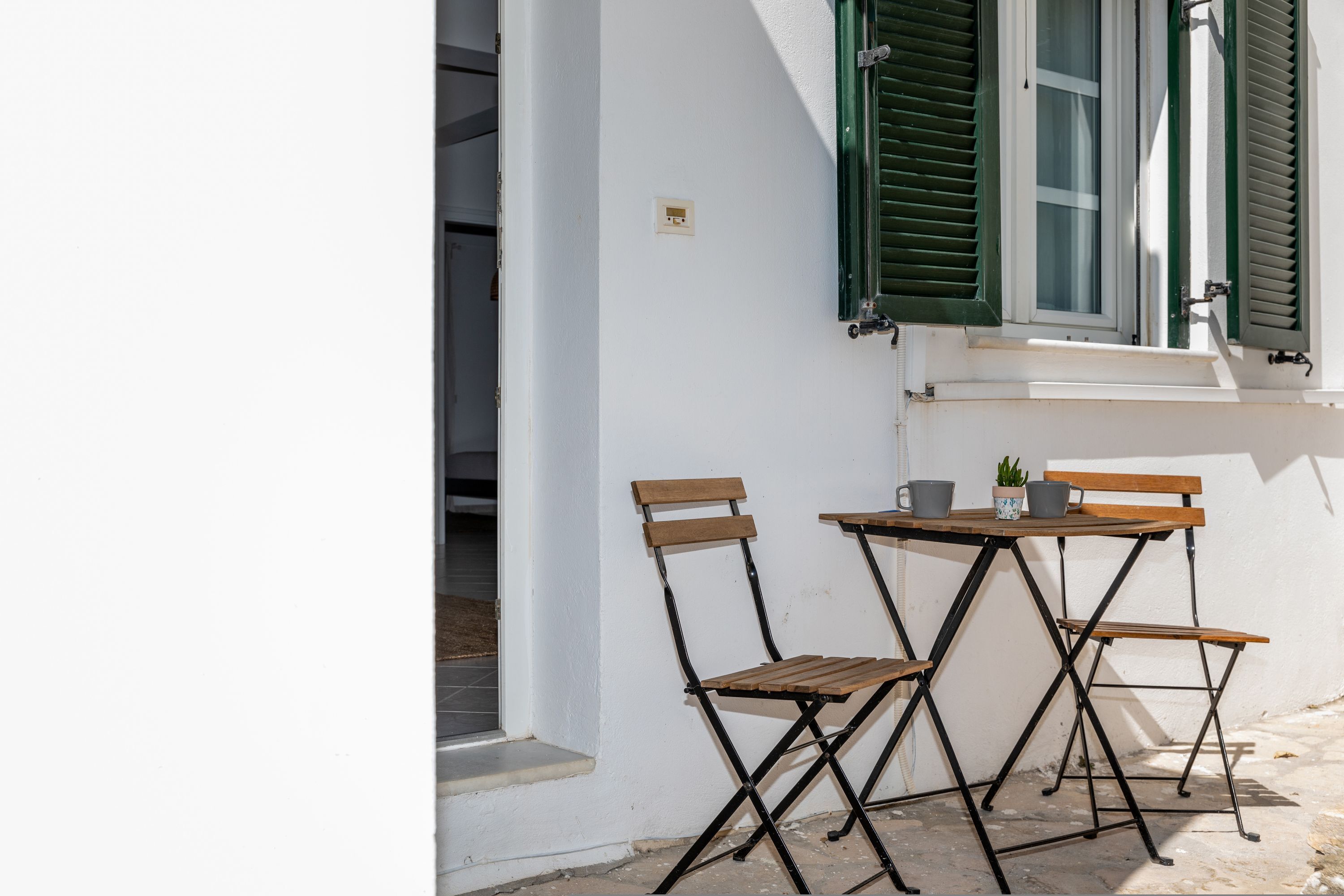 Apartamento | 2 quartos, escrivaninha