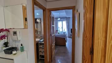 Apartamento conforto | Cozinha privada | Geladeira grande, micro-ondas, fogão, torradeira