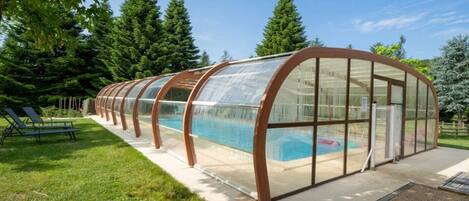 Innenpool, beheizter Pool