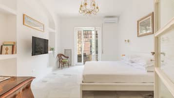 Apartment | 5 bilik tidur, seterika/papan seterika, Wi-fi percuma, cadar katil