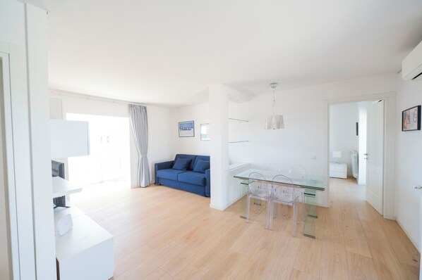 Panoramic Apartment | Living area