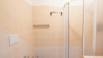 Apartment | Bathroom | Towels