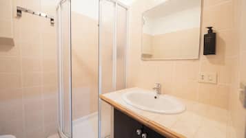 Apartment | Badezimmer | HandtĂŒcher
