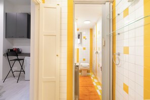 Bathroom - Cozy And Comfy Apartment At Esquilino (Rome)