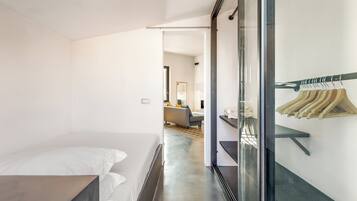 Apartment | 1 bedroom, free WiFi, bed sheets