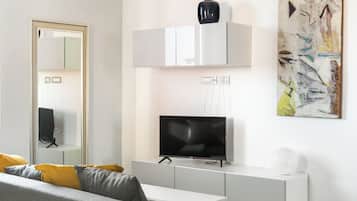 Apartment | Wohnbereich | 38-Zoll-Fernseher mit Digitalempfang