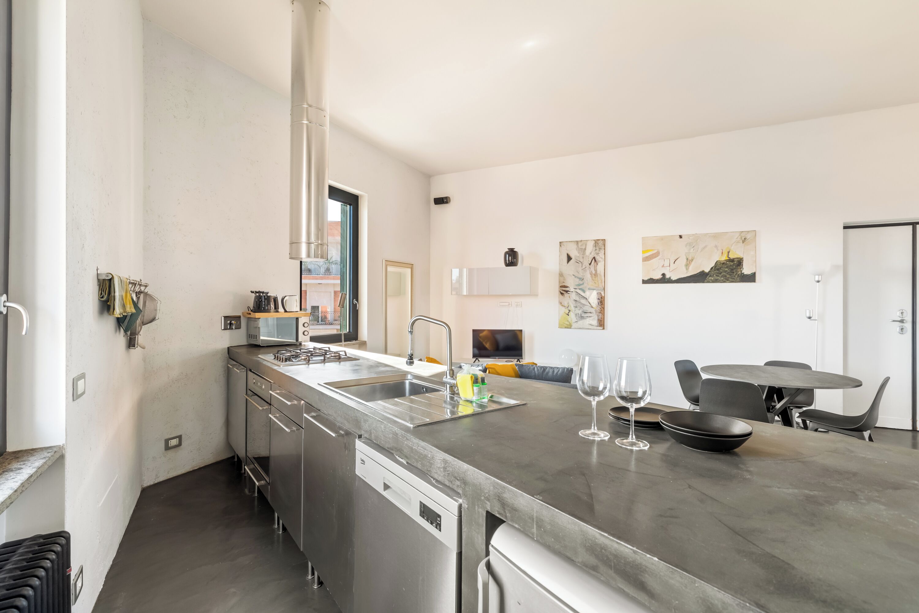 Fantastic Penthouse over the Roman Sky (Via Daniello Bartoli 24) | Eigene Küche | Küchenrolle