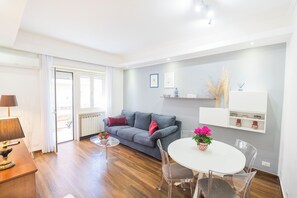 Apartment | Living area