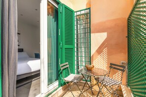 Apartment | Terrace/patio - Lovely Studio With Balcony By St. Peter (Rome)