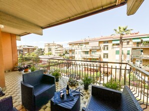 Apartment | Terrace/patio - Luminous 2Br Family Apartment In Residential Area  (Rome)