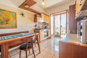 Apartment | Private kitchen - Luminous 2Br Family Apartment In Residential Area  (Rome)