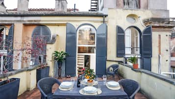 Your Prestigious Penthouse at the Spanish Steps (Via del Babuino 51) | Terrasse/Patio