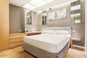 Spanish Steps Modern Gem 1BR (Via della Vite 23) - Spanish Steps Apartments (Rome)