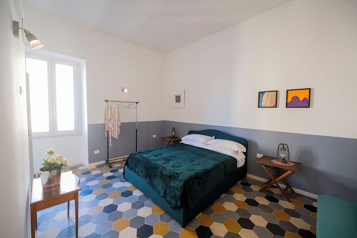 Eclectic Apartment in Trendy San Lorenzo (Via dei Marsi 67) | 熨斗/熨衫板、免費 Wi-Fi、獨特設計、獨特裝修