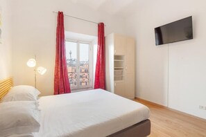 3 bedrooms, free WiFi, bed sheets - Termini Station Lightsome 3Br Apartment (Rome)