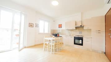 40-inch TV with digital channels