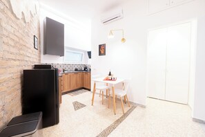 Apartment | Living area - Trastevere Lovely 2 Br Apartment (Rome)