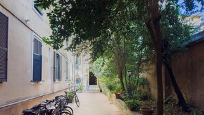 Exterior - Vatican Beautiful 2Br Apartment  (Rome)