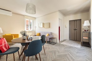 Apartment | Living area - Vatican Lovely And New 2 Br Apartment (Rome)