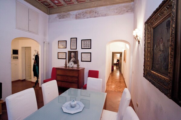 Leilighet | Oppholdsområde