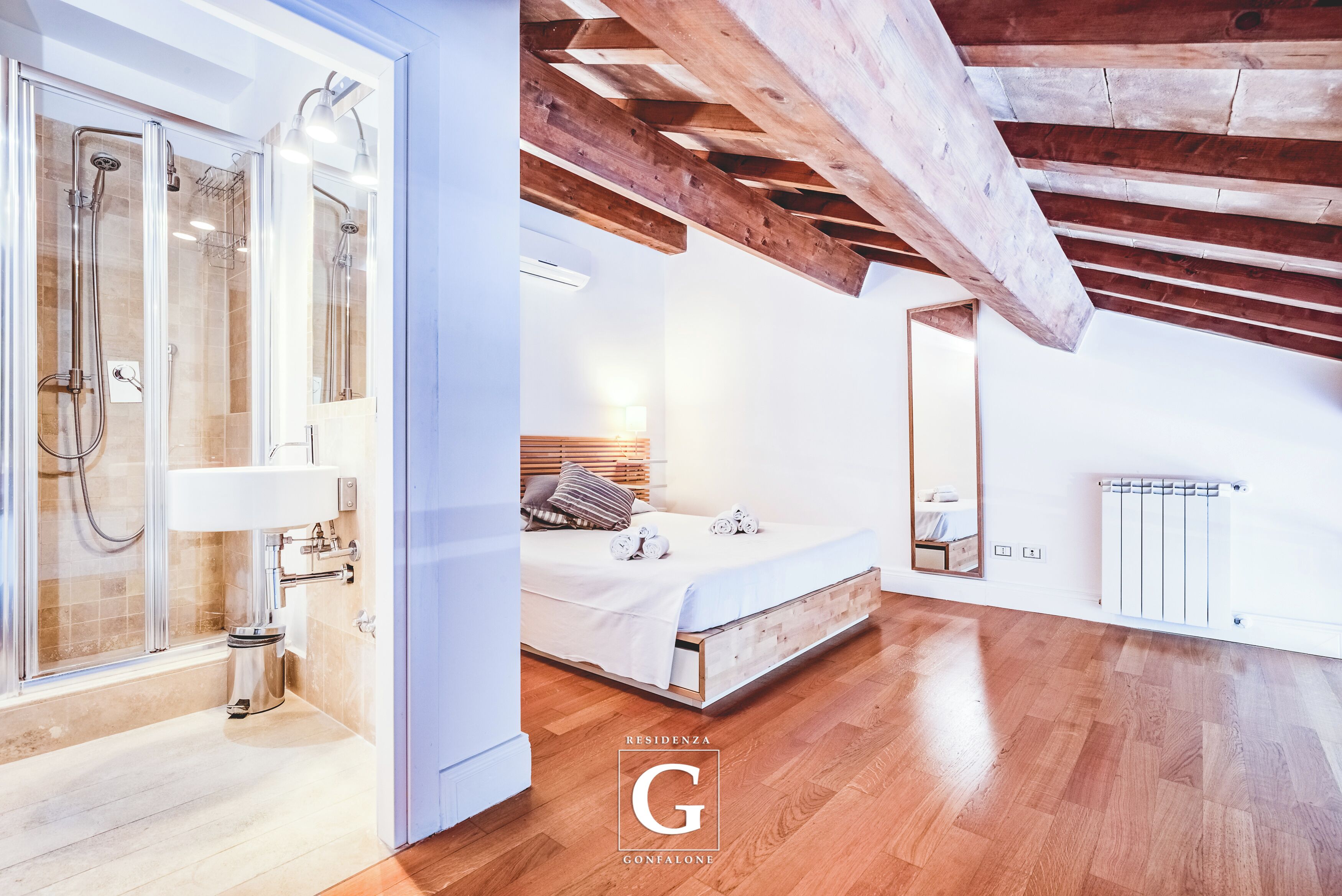 Carlotta Cozy Duplex Apartment