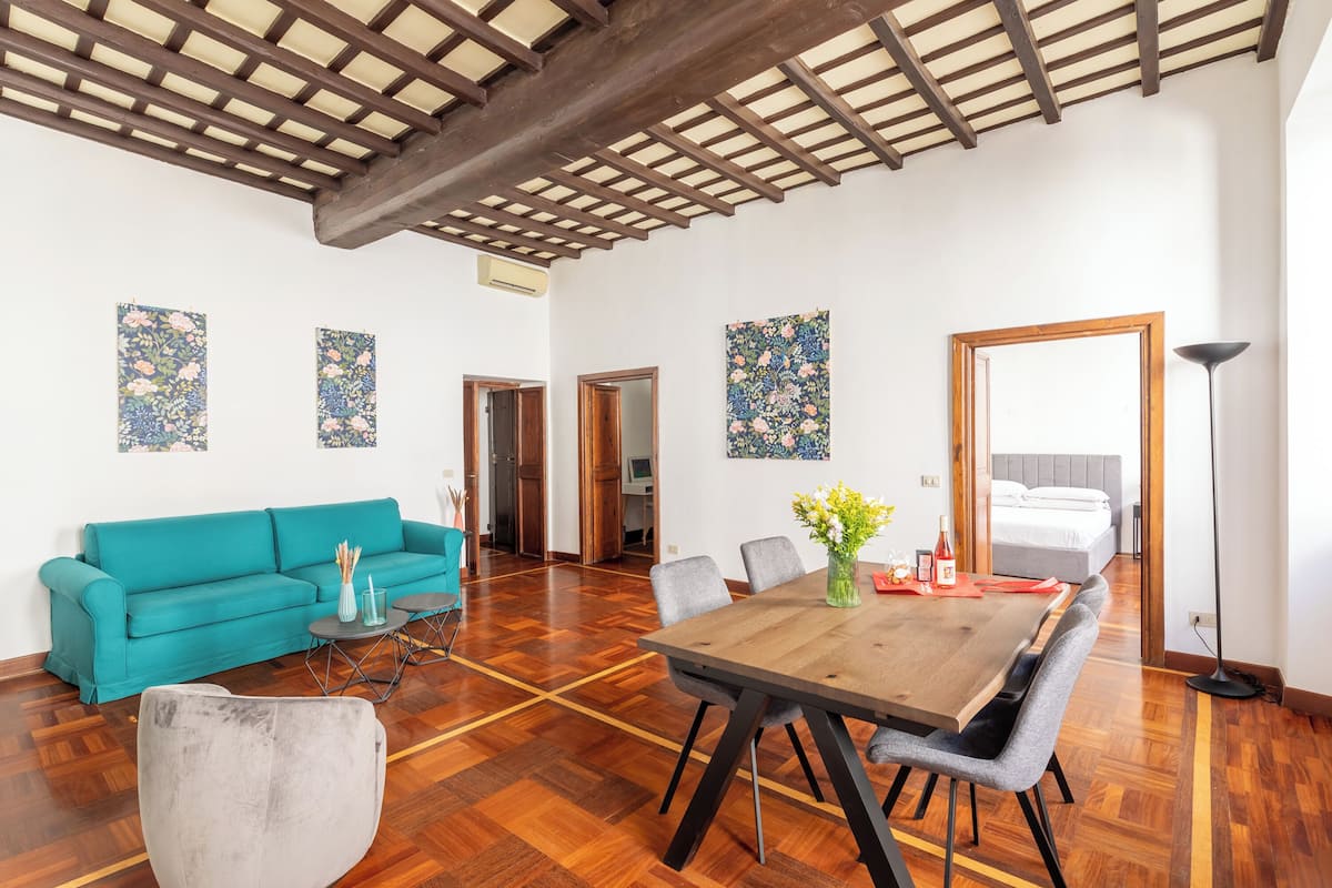 3 Bedroom Campo de Fiori Large and Beautiful Apartment (via Dei Banchi Vecchi 35) | Living area | 40-inch TV with digital channels