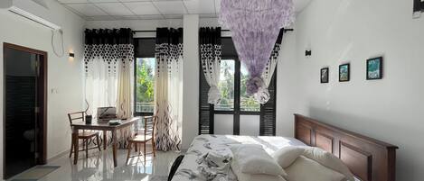 1 chambre, fer et planche Ă repasser, Wi-Fi, draps fournis