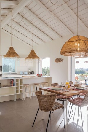 Signature-Villa, 4 Schlafzimmer, Nichtraucher, eigener Pool | Wohnbereich