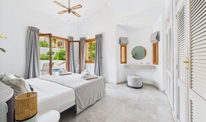 3 slaapkamers, een strijkplank/strijkijzer, reisbedje, wifi