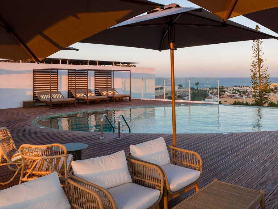 Rooftop pool