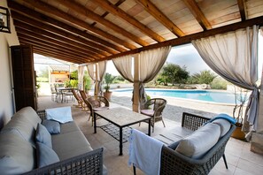 Outdoor dining - YourHouse Son Bachs villa with chill out area and bbq (Ariany)